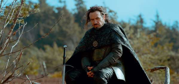 Alexandre Astier - Arthur, dans Kaamelott Volet 1